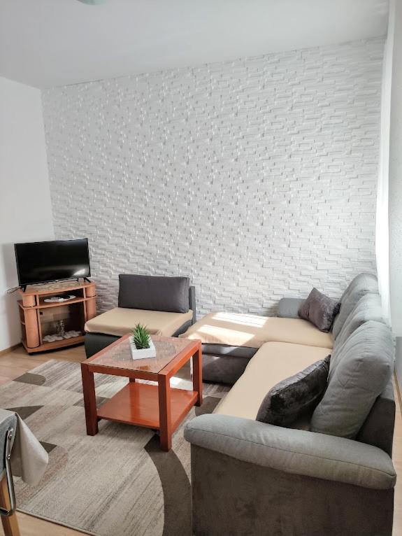 Apartmani Mila A1 & A2 & 3 Τρογκίρ Εξωτερικό φωτογραφία